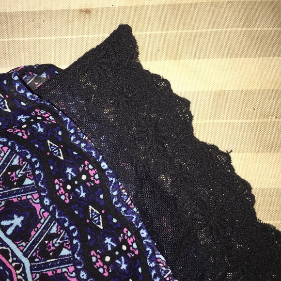 TRIBAL PRINT SHORTS 💛 - Picture 3 of 3