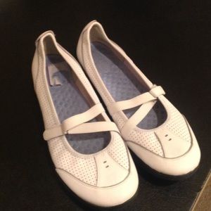 Brand new pr!vos by clarks