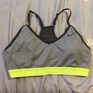 Nike Dri-Fit NWOT Sports bra