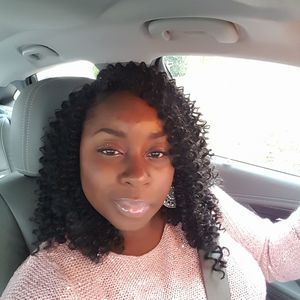 Meet your Posher, Erica