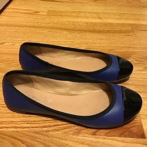 Women's Aldo color block flats
