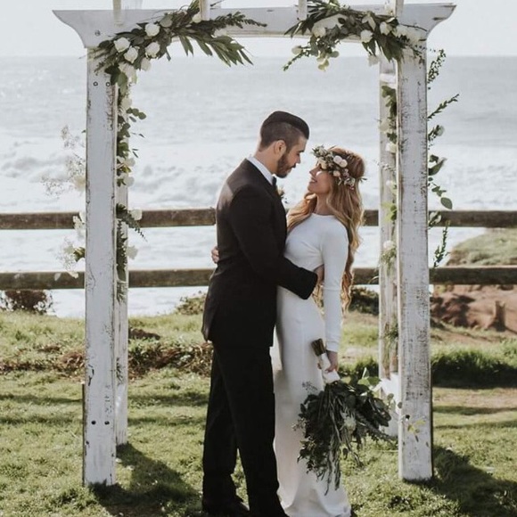 Meet your Posher, Ariel - Picture 4 of 8