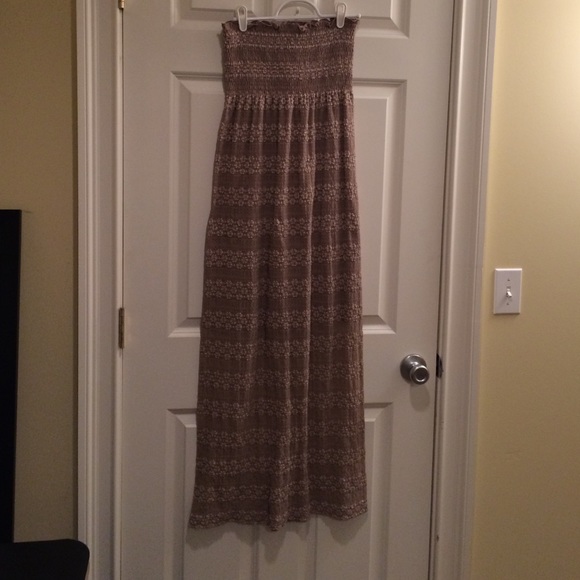 Taupe lace maxi