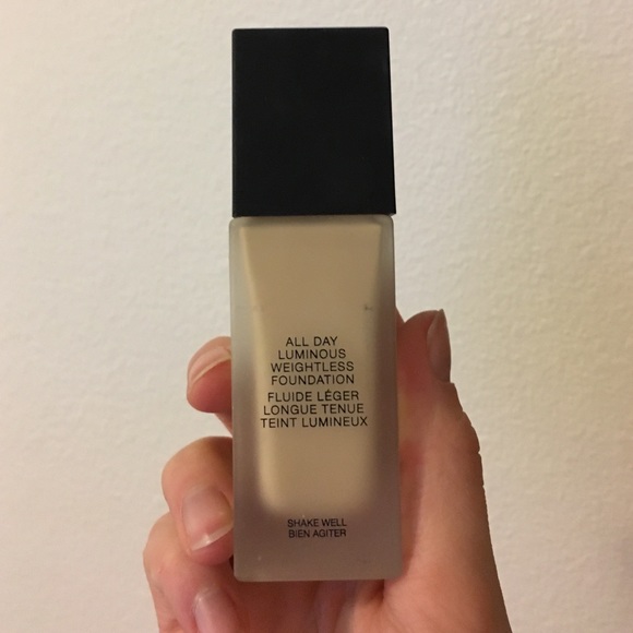 NARS All Day Luminous Foundation