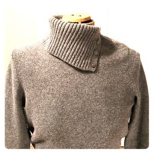 Dark gray button neck Gap turtleneck