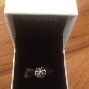 AUTHENTIC PANDORA MYSTIC FLORAL CLIP