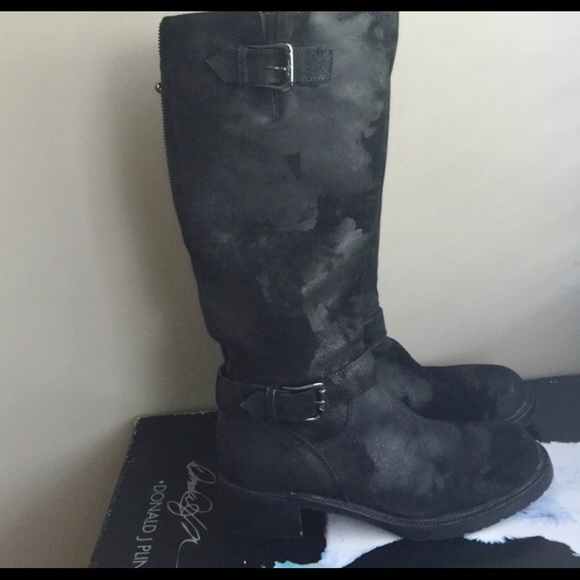 💕 Donald J. Pliner 💕Moto Boot 9.5 Gusta Suede