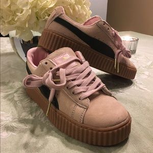 Most popular sneaker out!!!