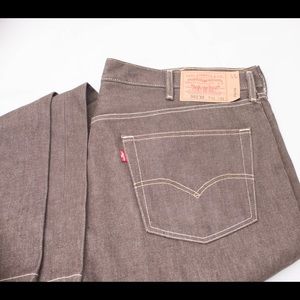 Brown 42 x32 Levi jeans