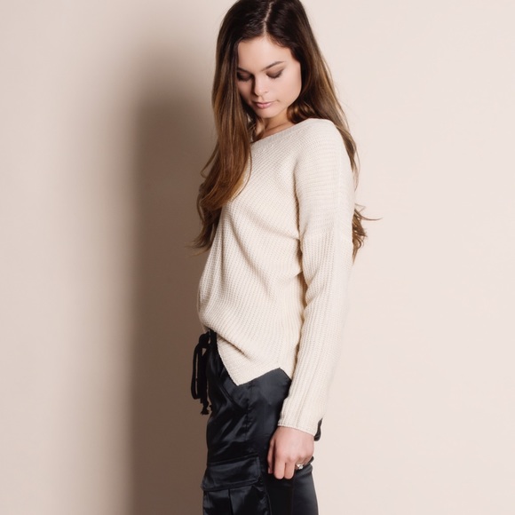 Lace Up Back Long Sleeve Sweater Top - Picture 2 of 3