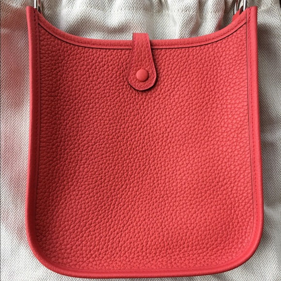 NIB16 Hermes Evelyne III TPM Mini Clemence Red Bag - Picture 3 of 4