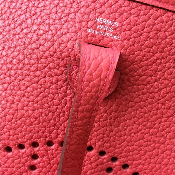 NIB16 Hermes Evelyne III TPM Mini Clemence Red Bag - Picture 4 of 4