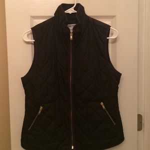 Old Navy ladies quilted vest