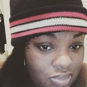 Meet your Posher, Lorna