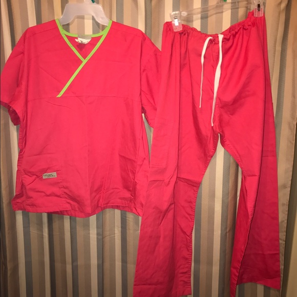 Urbane scrub set