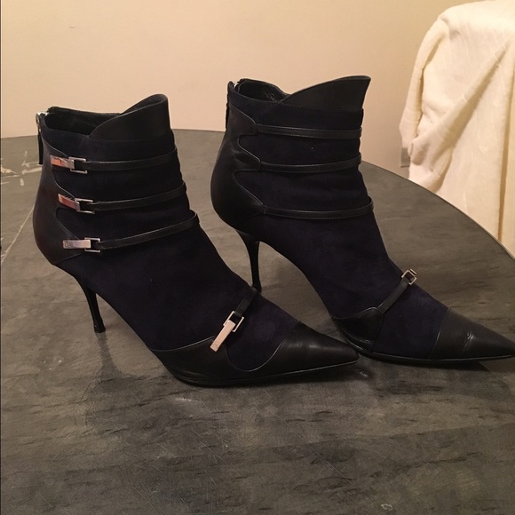 Alexandra Neel Ankle Booties - Picture 2 of 9