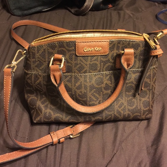 Calvin Klein purse - Picture 2 of 3