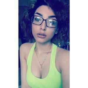 Meet your Posher, Elizabethh