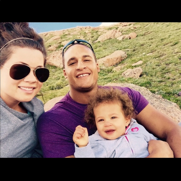 Meet your Posher, Amanda - Picture 3 of 8