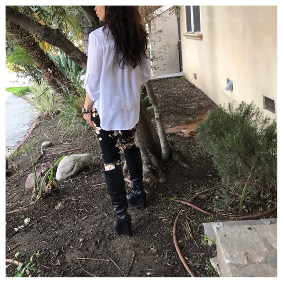 🆕 black floral print leggings LAST ONE - Picture 4 of 4