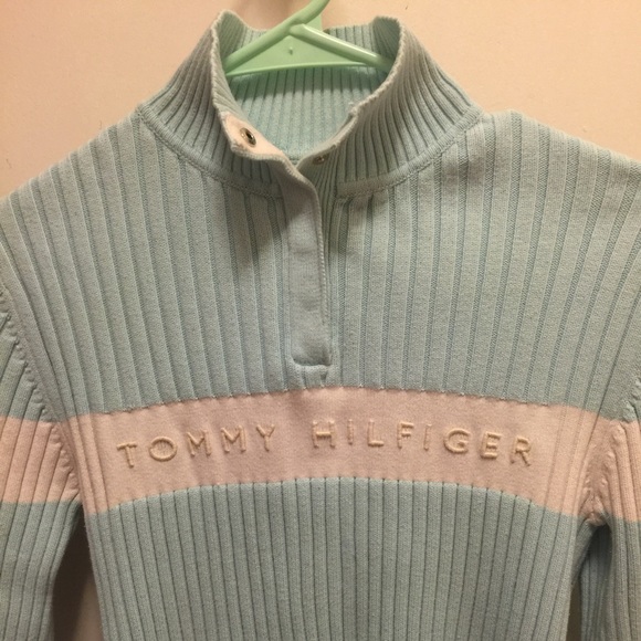 Tommy Hilfiger Sweater💙