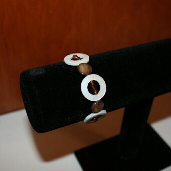 Pearly White and Brown Beaded Bracelet