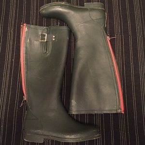 Dark green rain boots size 9
