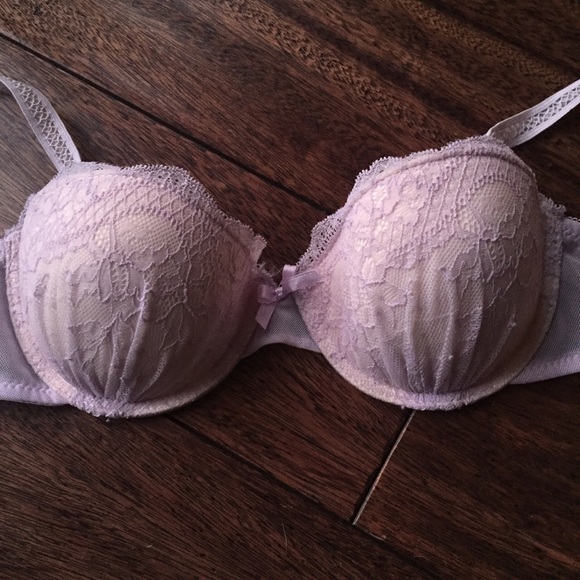 34B purple lavender lace bra