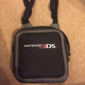 Nintendo 3ds shoulder case. Never used