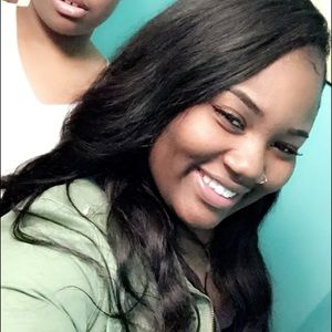 Meet your Posher, Jasmine