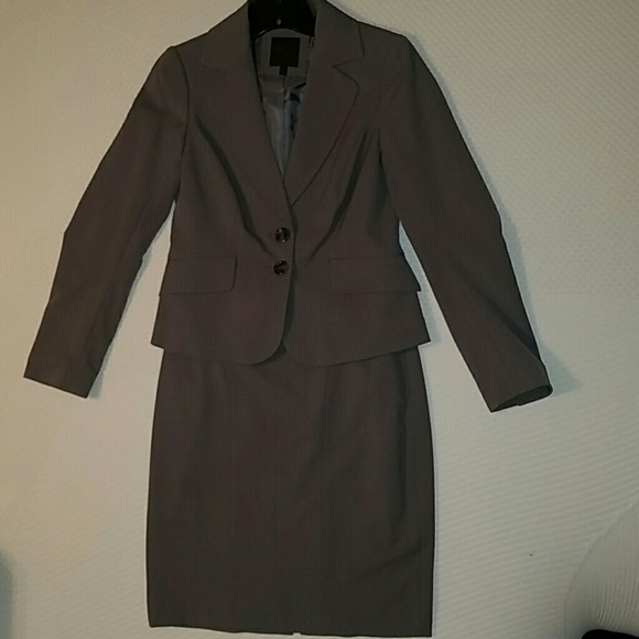 Gray Size 2/4 skirt suit The Limited Studio 400