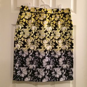 Daisy pencil skirt