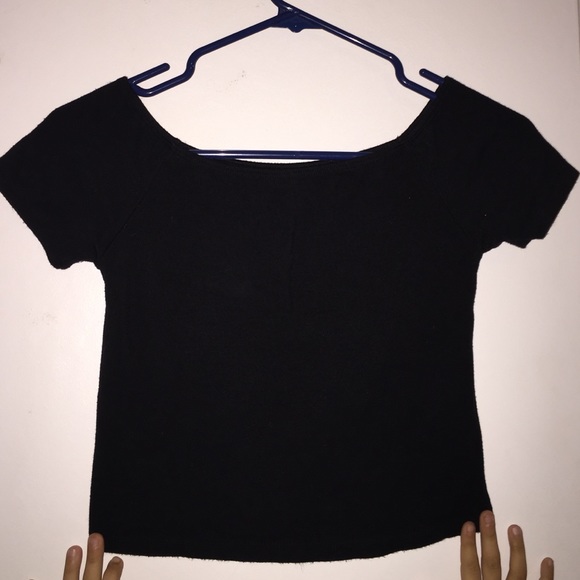 Crop top - Picture 1 of 1