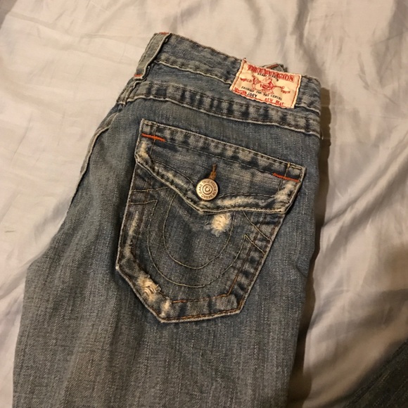 True  Religion jeans