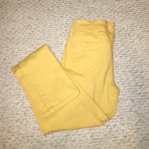 Mustard skinny jean