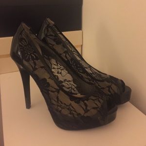Guess platform peep toe heels