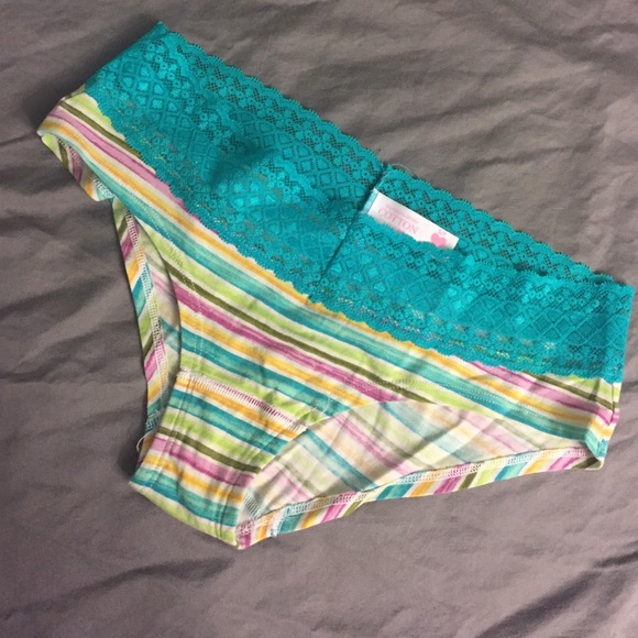 Victoria's Secret low-rise hiphugger