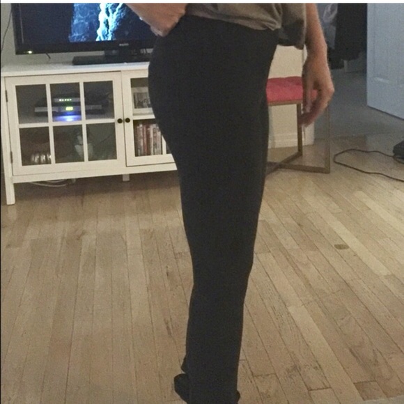 Lululemon black workout pants