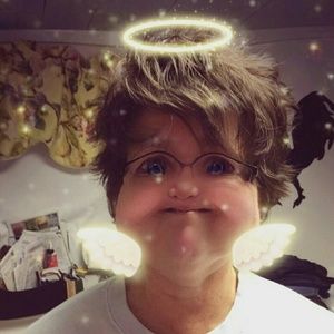 Meet your Posher, Dana