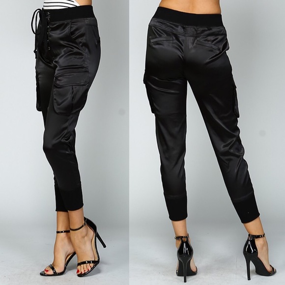 🚨1 HR SALE🚨HAILEE satin joggers - BLACK - Picture 2 of 3