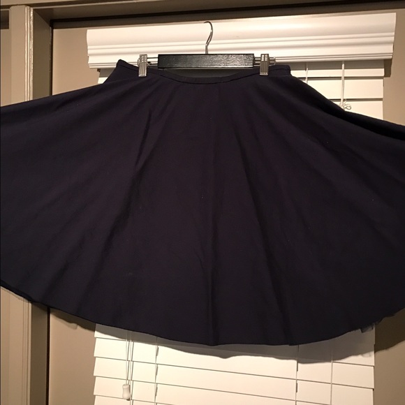 Full skirt