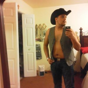 Meet your Posher, Roy