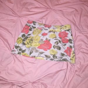 🔸🔹🌼Hurley Floral Stretch Skirt