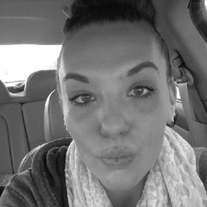 Meet your Posher, Jena