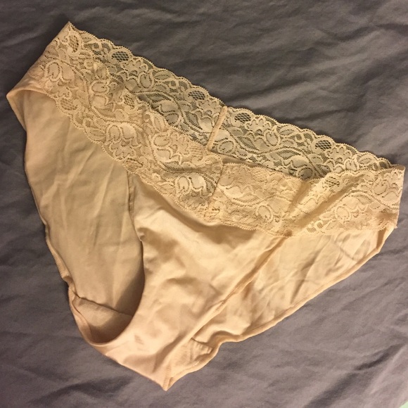 Barely There invisible undies - Picture 1 of 4