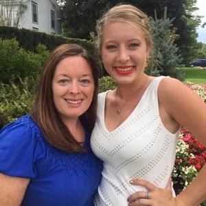 Meet your Posher, Desiree