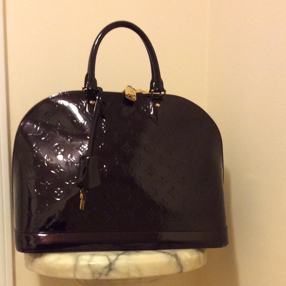 Louis Vuitton alma GM ( sold) - Picture 2 of 4