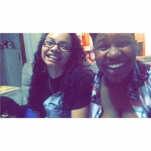 Meet your Posher, Olivia