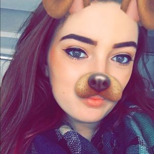 Meet your Posher, Carley