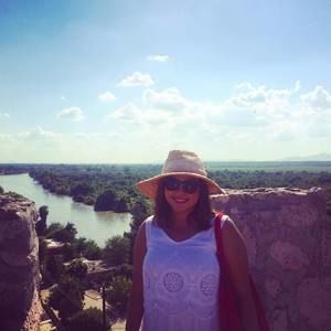 Meet your Posher, Sara